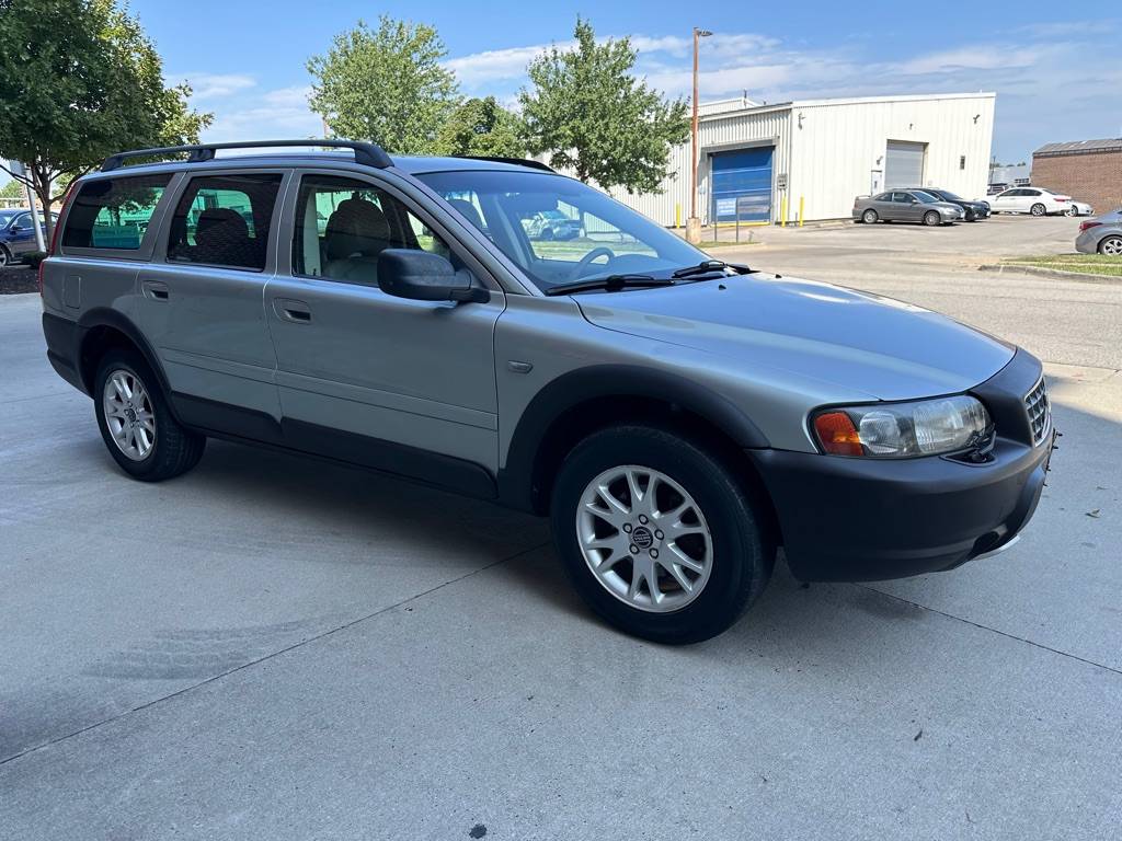 2004 Volvo V70 XC70 — Wagon — 216,826 mi — Overland Park, KS