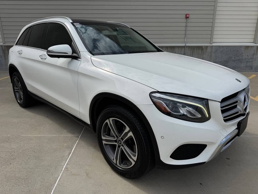 2018 Mercedes-Benz GLC GLC 300 — SUV — 105,186 mi — Overland Park, KS