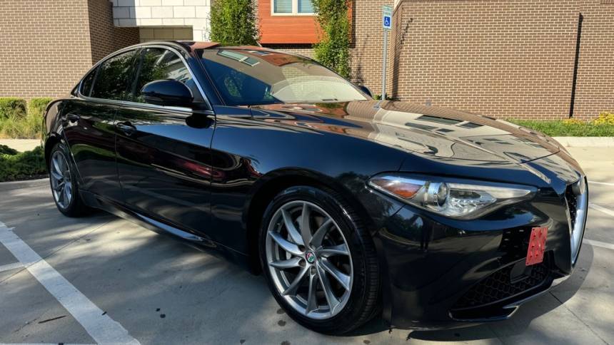 2017 Alfa Romeo Giulia Standard — Sedan — 77,015 mi — Overland Park, KS