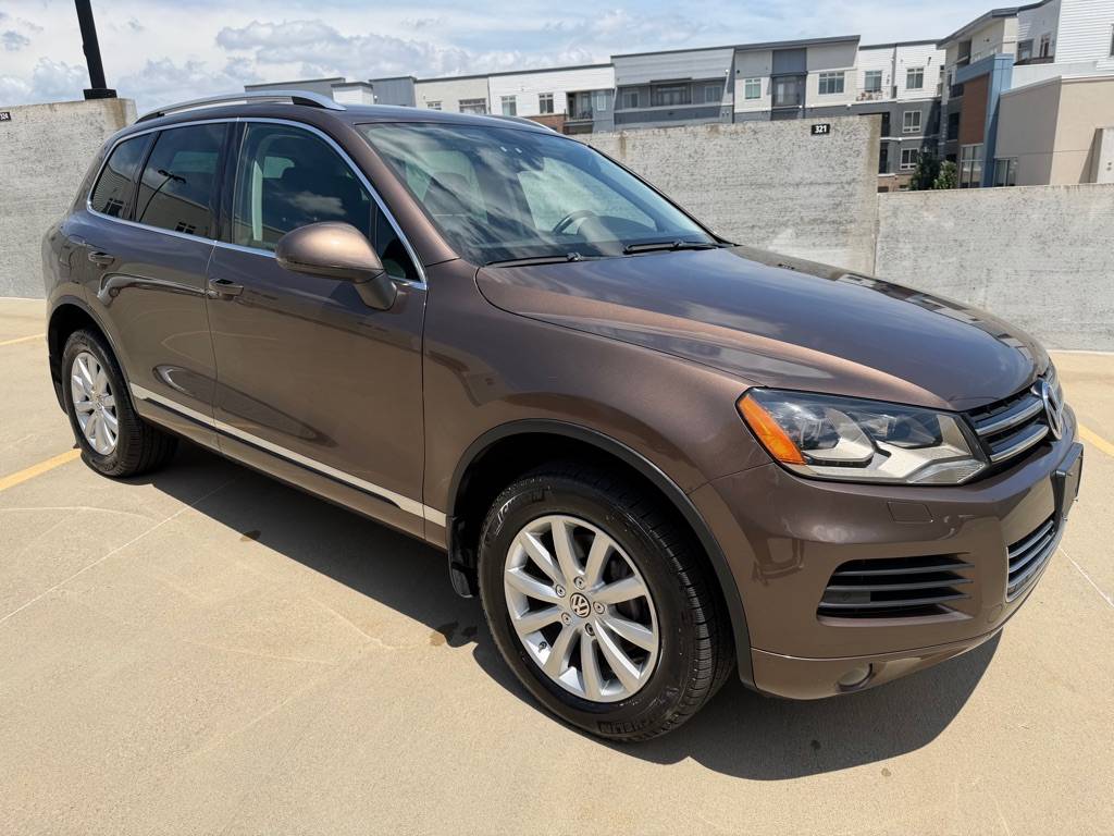 2012 Volkswagen Touareg VR6 Sport