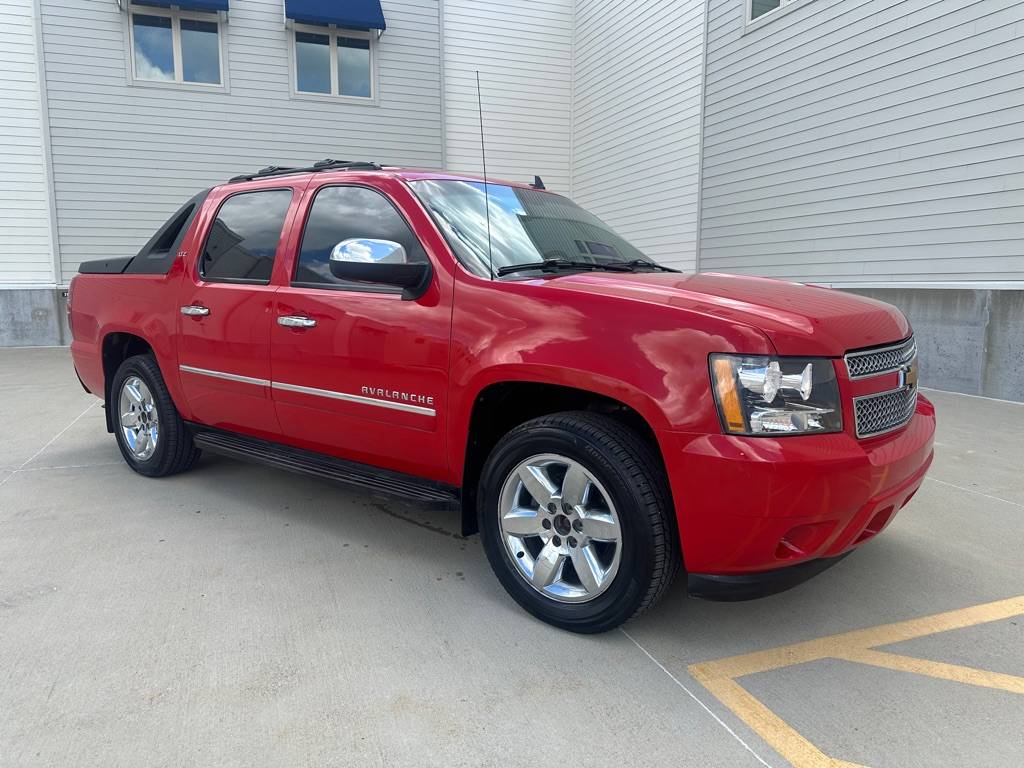 2012 Chevrolet Avalanche LTZ — Pickup Truck — 210,780 mi — Overland Park, KS