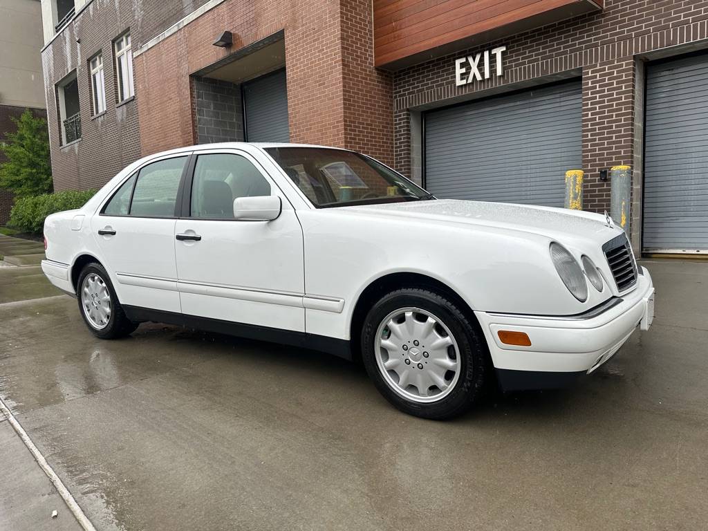 1999 Mercedes-Benz E-Class E 320 — Sedan — 78,101 mi — Overland Park, KS