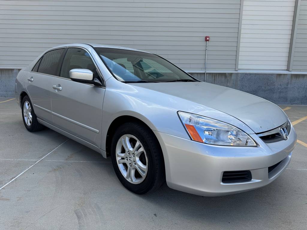 2007 Honda Accord LX — Sedan — 187,601 mi — Overland Park, KS