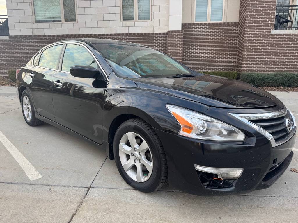 2015 Nissan Altima 2.5 S — Sedan — 142,670 mi — Overland Park, KS