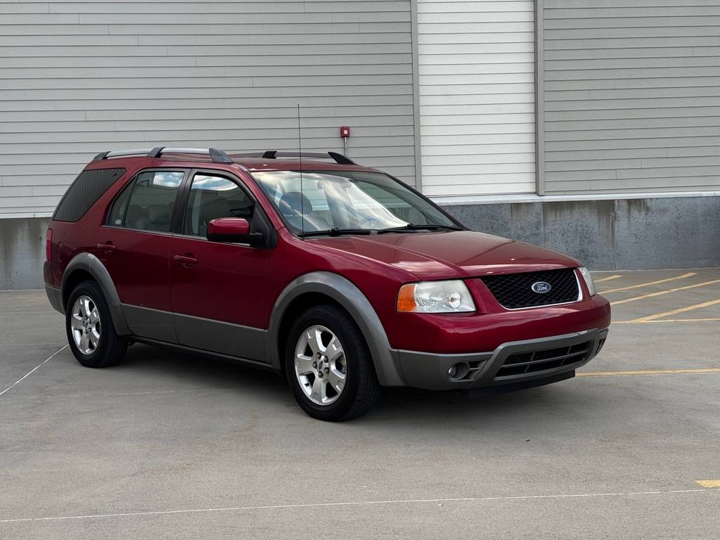2005 Ford Freestyle SEL — Wagon — 139,558 mi — Overland Park, KS
