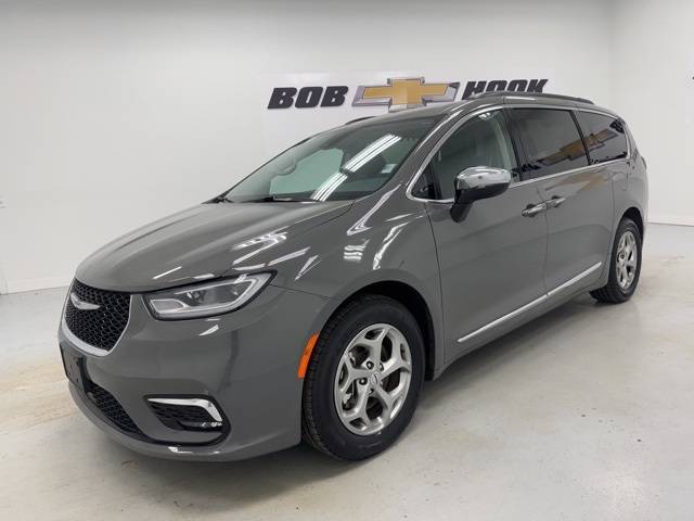 2023 Chrysler Pacifica Limited — Minivan — 63,965 mi — Louisville, KY