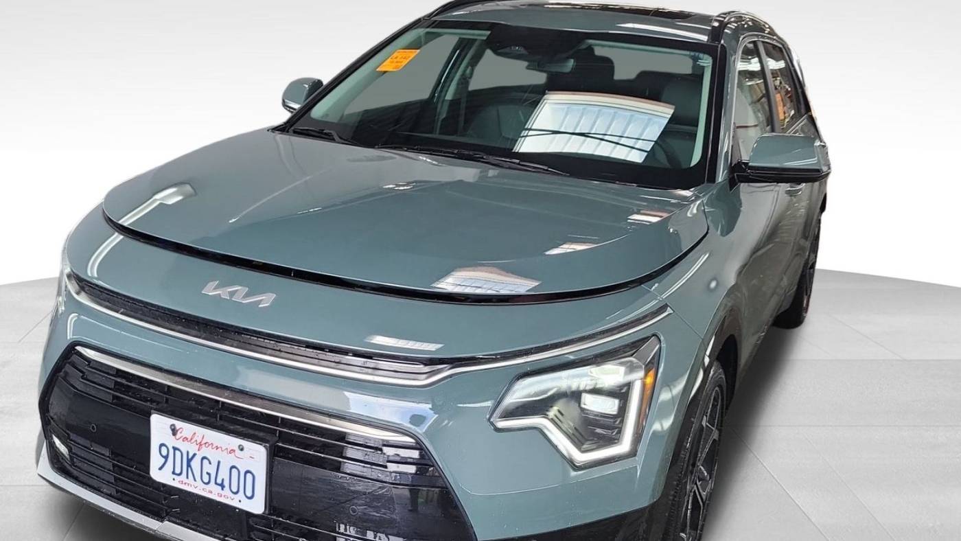 2023 Kia Niro Hybrid SX Touring — SUV — 15,887 mi — Elk Grove, CA