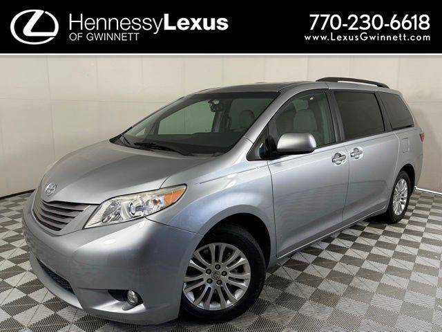 2017 Toyota Sienna XLE — Minivan — 114,368 mi — Duluth, GA