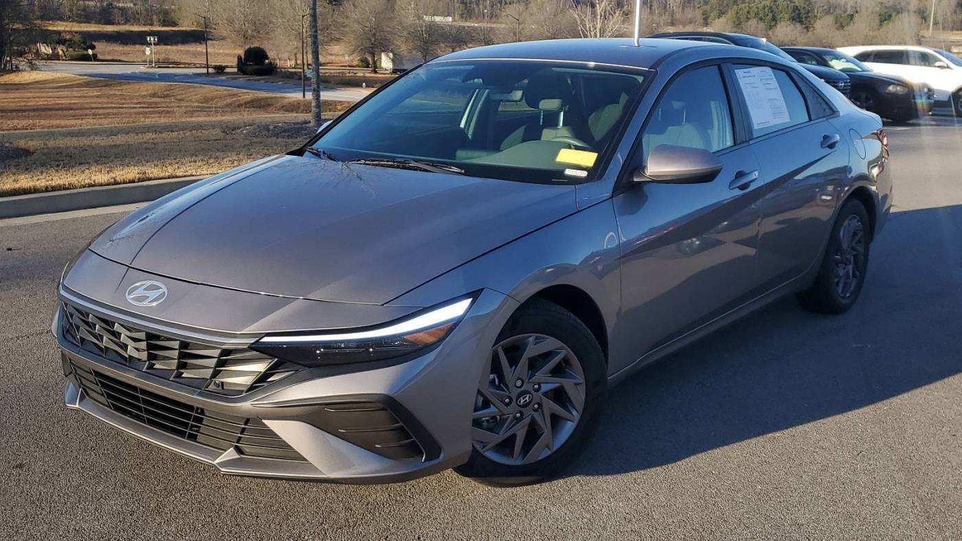 2024 Hyundai Elantra Hybrid Blue — Sedan — 6,594 mi — Lithonia, GA