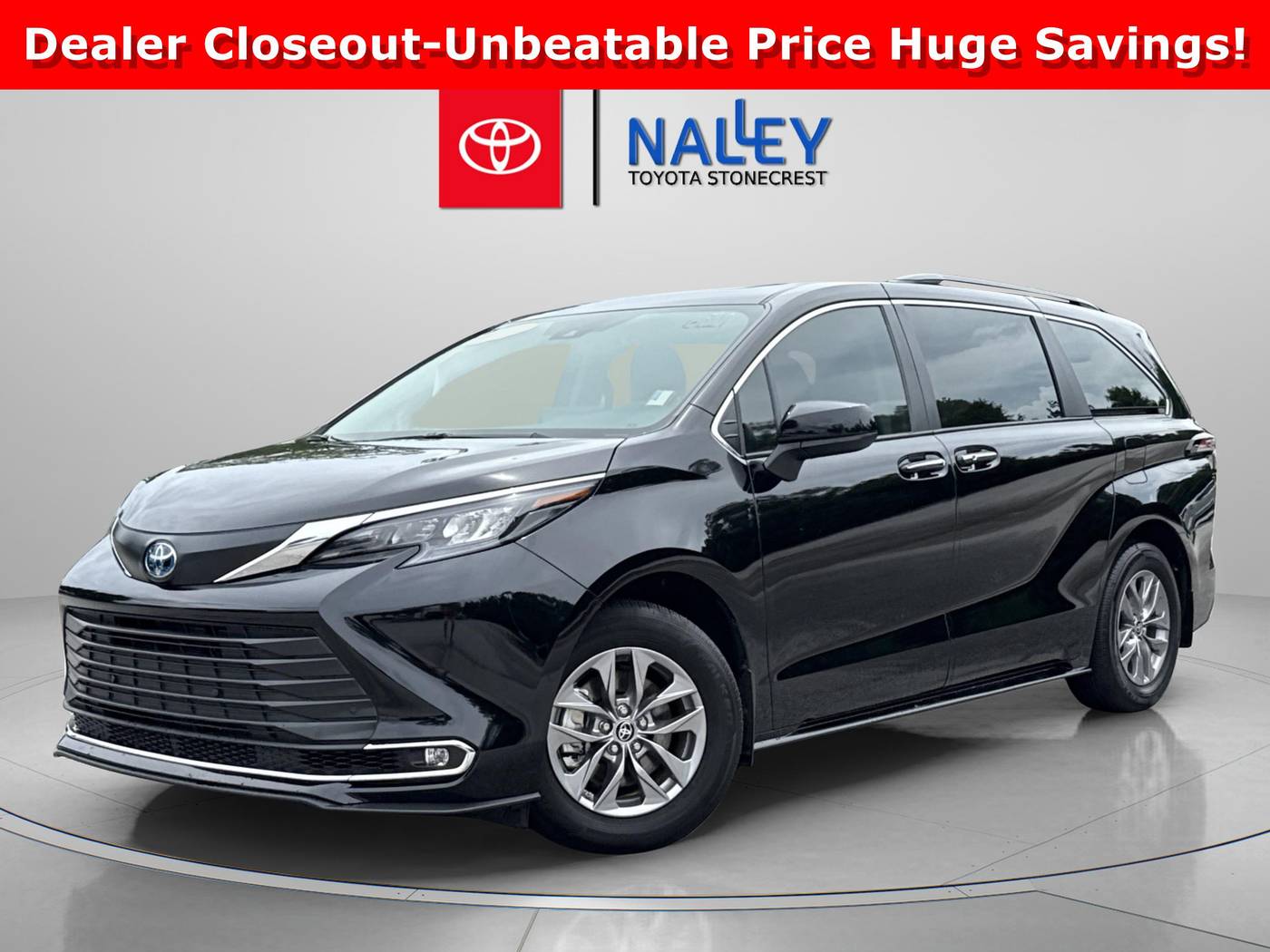 2024 Toyota Sienna XLE — Minivan — 10,428 mi — Lithonia, GA