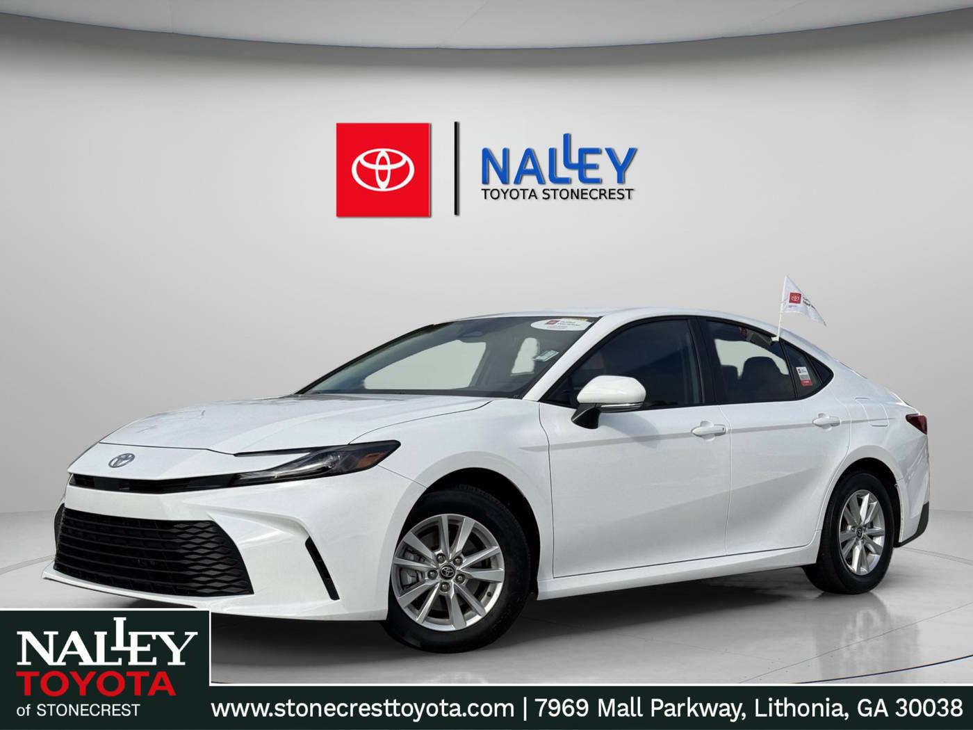 2025 Toyota Camry Hybrid LE — Sedan — 4,986 mi — Lithonia, GA