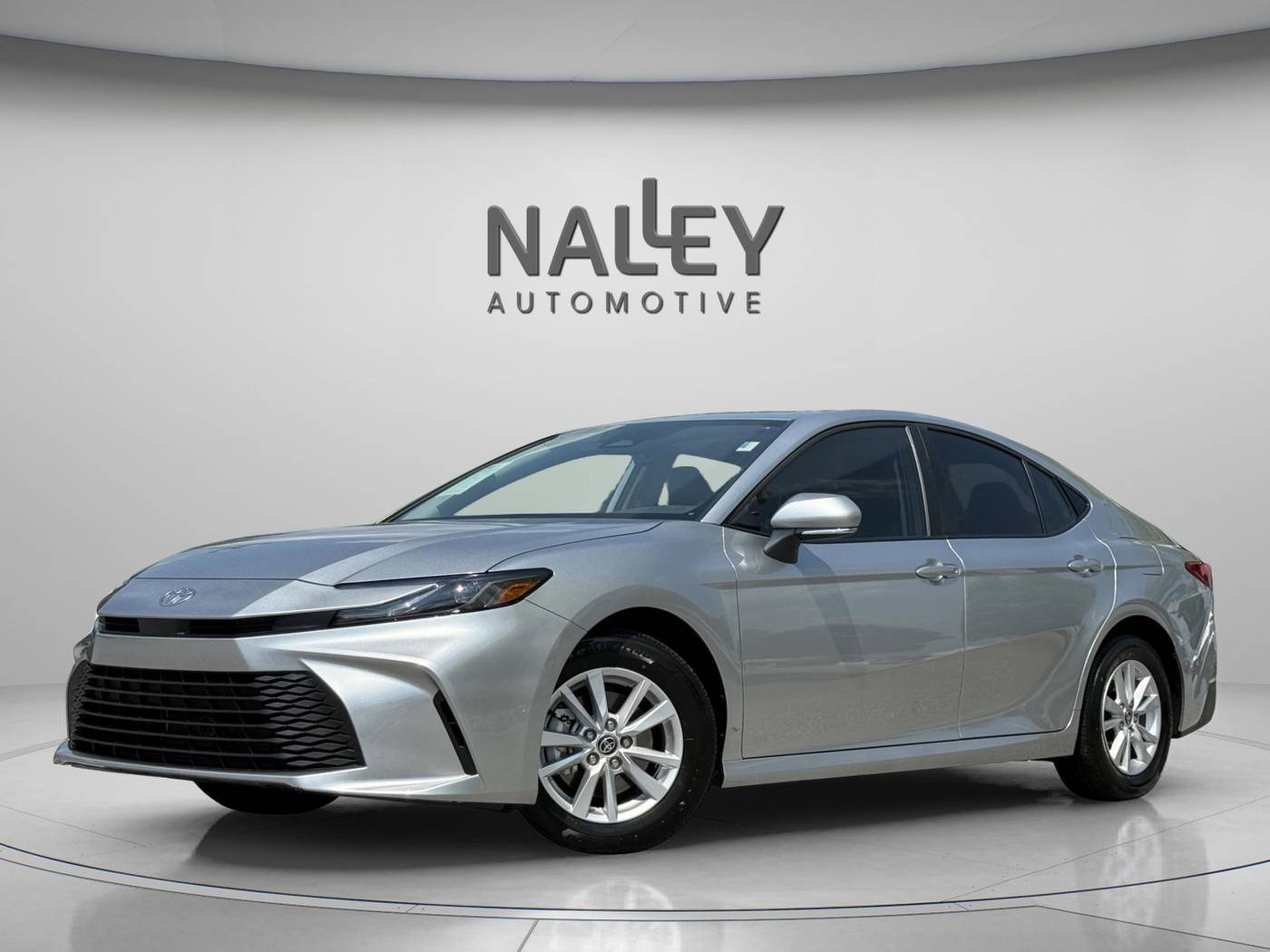 2025 Toyota Camry Hybrid LE — Sedan — 1,662 mi — Lithonia, GA