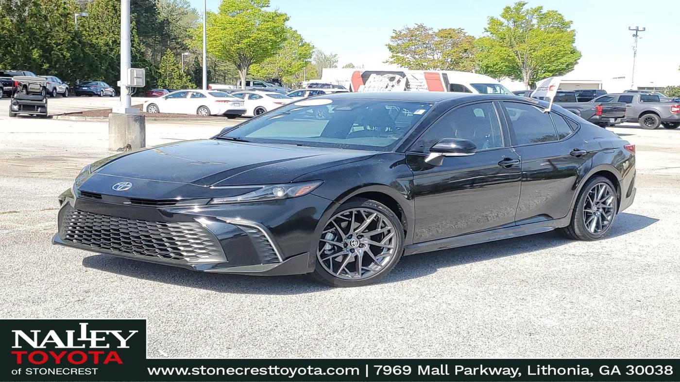 2025 Toyota Camry SE — Sedan — 6,399 mi — Lithonia, GA