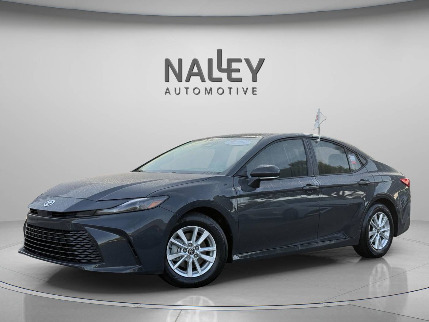 2025 Toyota Camry Hybrid LE — Sedan — 2,289 mi — Lithonia, GA
