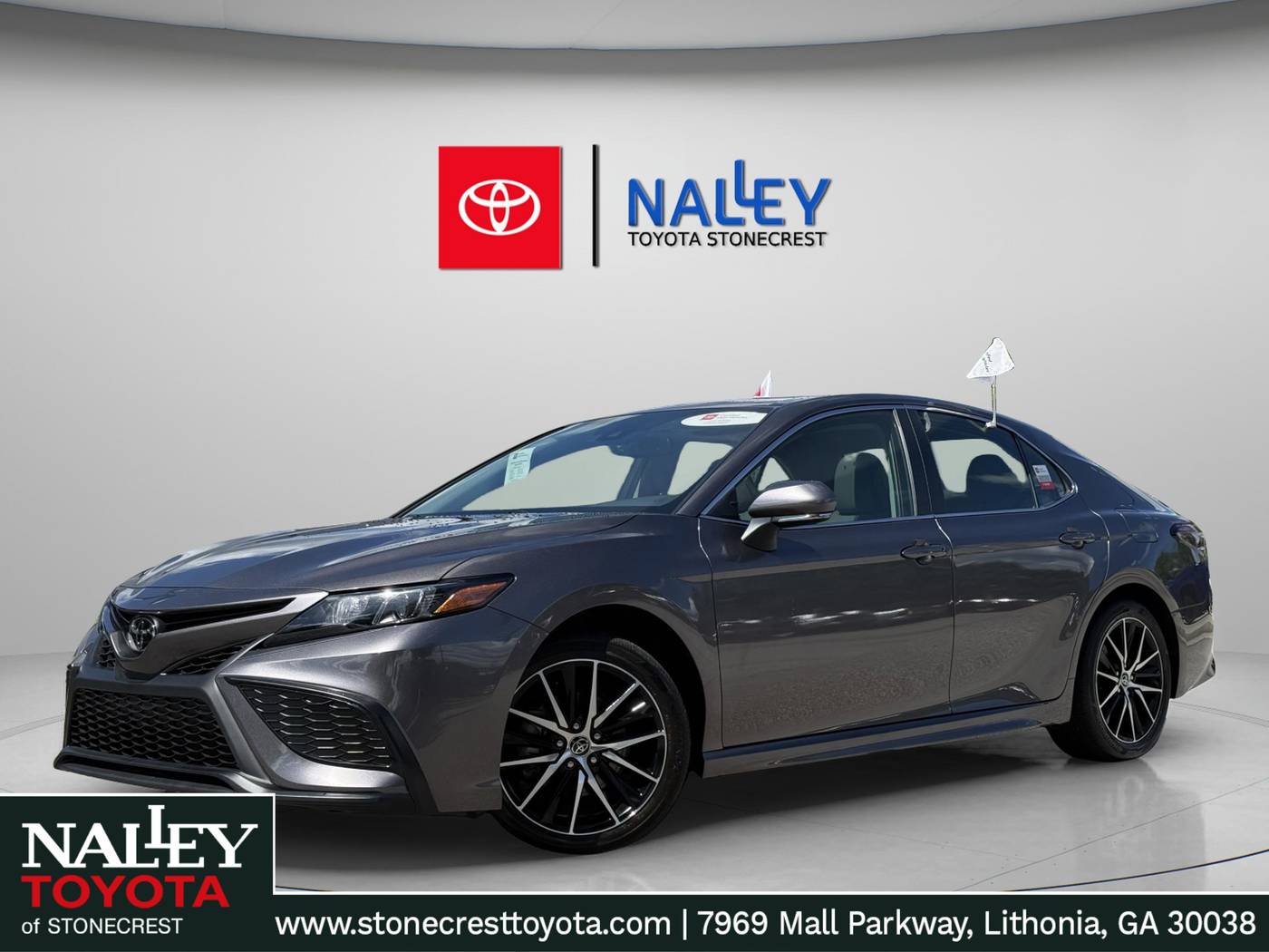2022 Toyota Camry SE — Sedan — 14,442 mi — Lithonia, GA