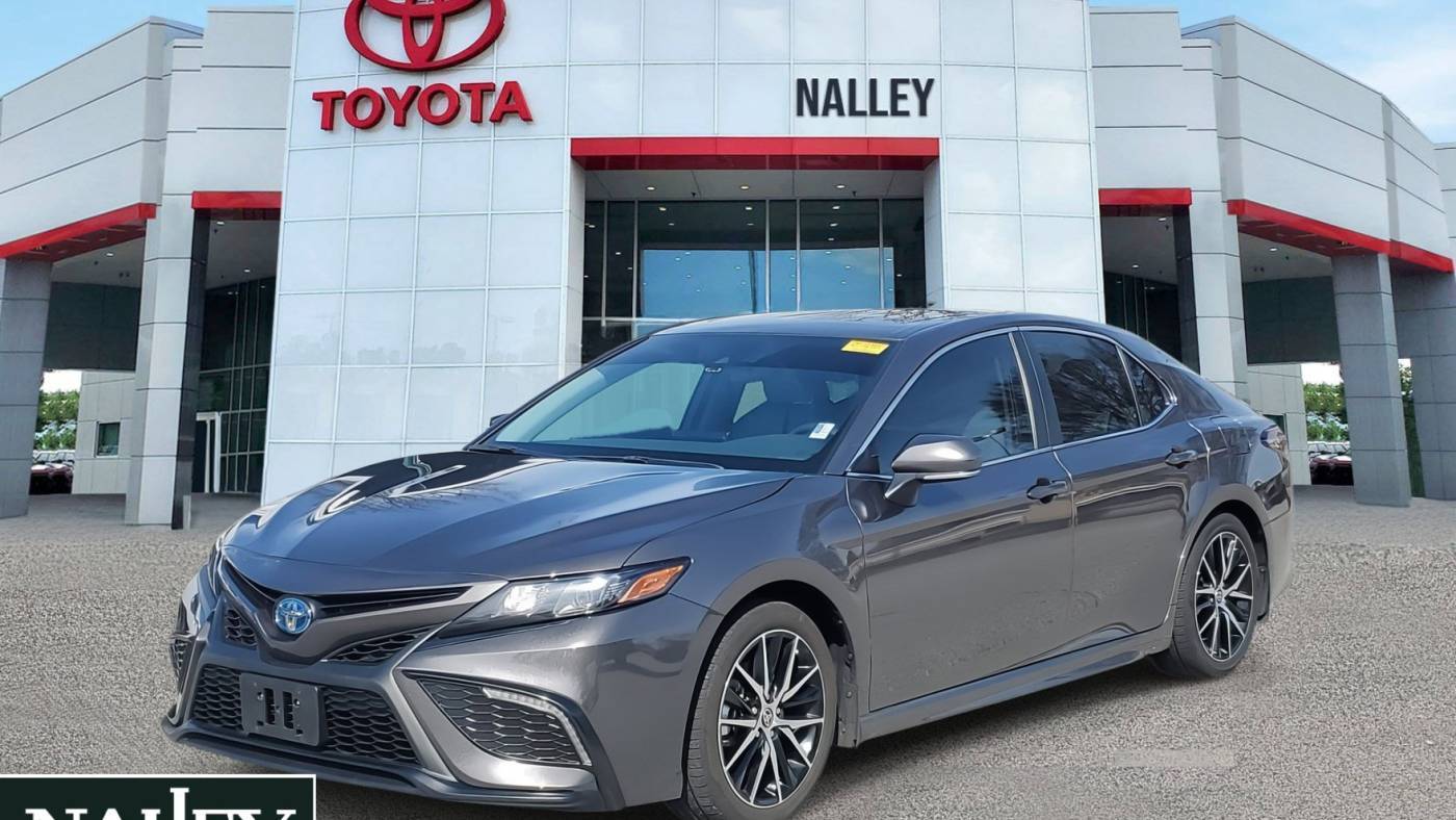 2024 Toyota Camry Hybrid SE — Sedan — 33,381 mi — Lithonia, GA