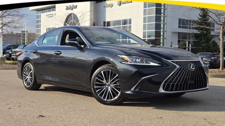 2024 Lexus ES ES 350 — Sedan — 4,650 mi — Schaumburg, IL