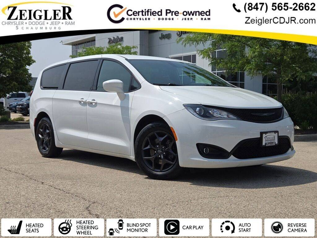 2020 Chrysler Pacifica Touring — Minivan — 62,156 mi — Schaumburg, IL