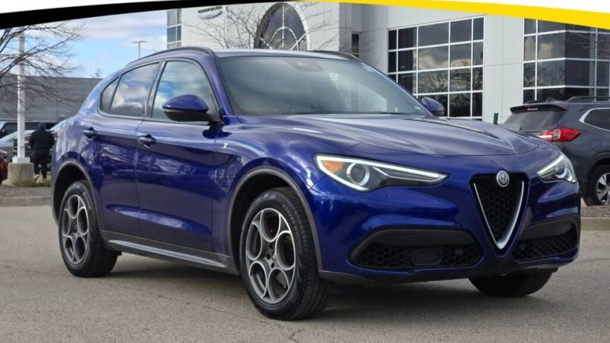2022 Alfa Romeo Stelvio Ti — SUV — 54,769 mi — Schaumburg, IL