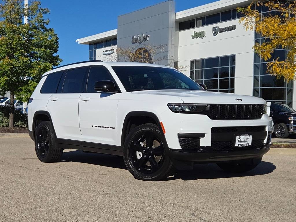 2023 Jeep Grand Cherokee Altitude — SUV — 20,087 mi — Schaumburg, IL