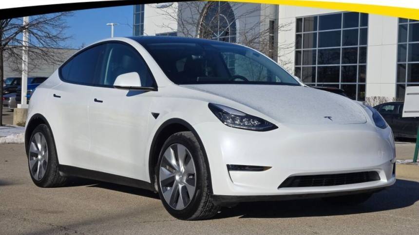 2021 Tesla Model Y Long Range — SUV — 23,899 mi — Schaumburg, IL