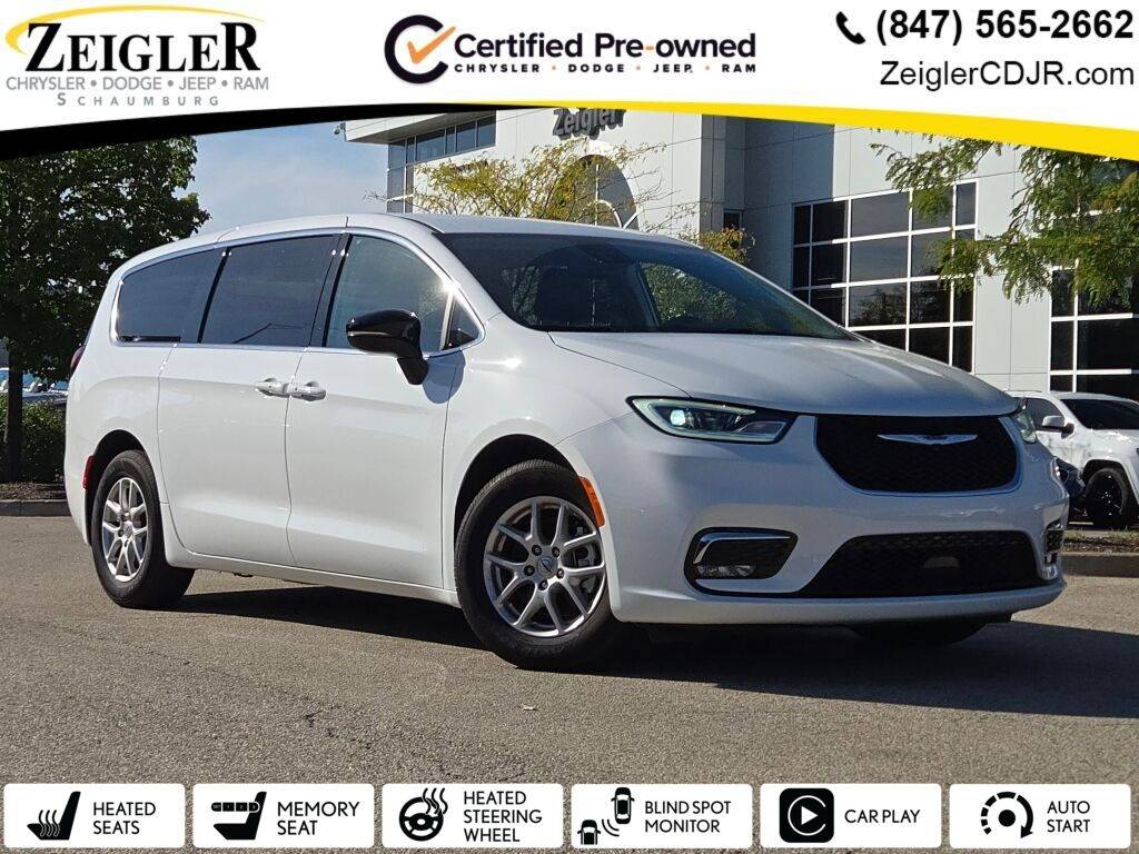 2024 Chrysler Pacifica Touring L — Minivan — 16,431 mi — Schaumburg, IL