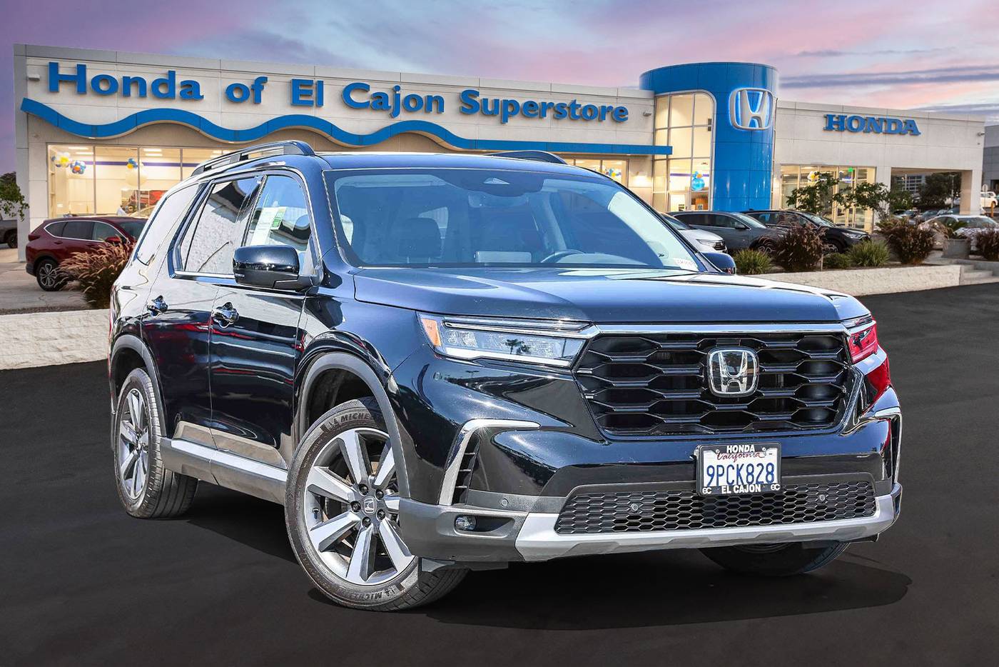 2025 Honda Pilot Touring — SUV — 18,076 mi — El Cajon, CA