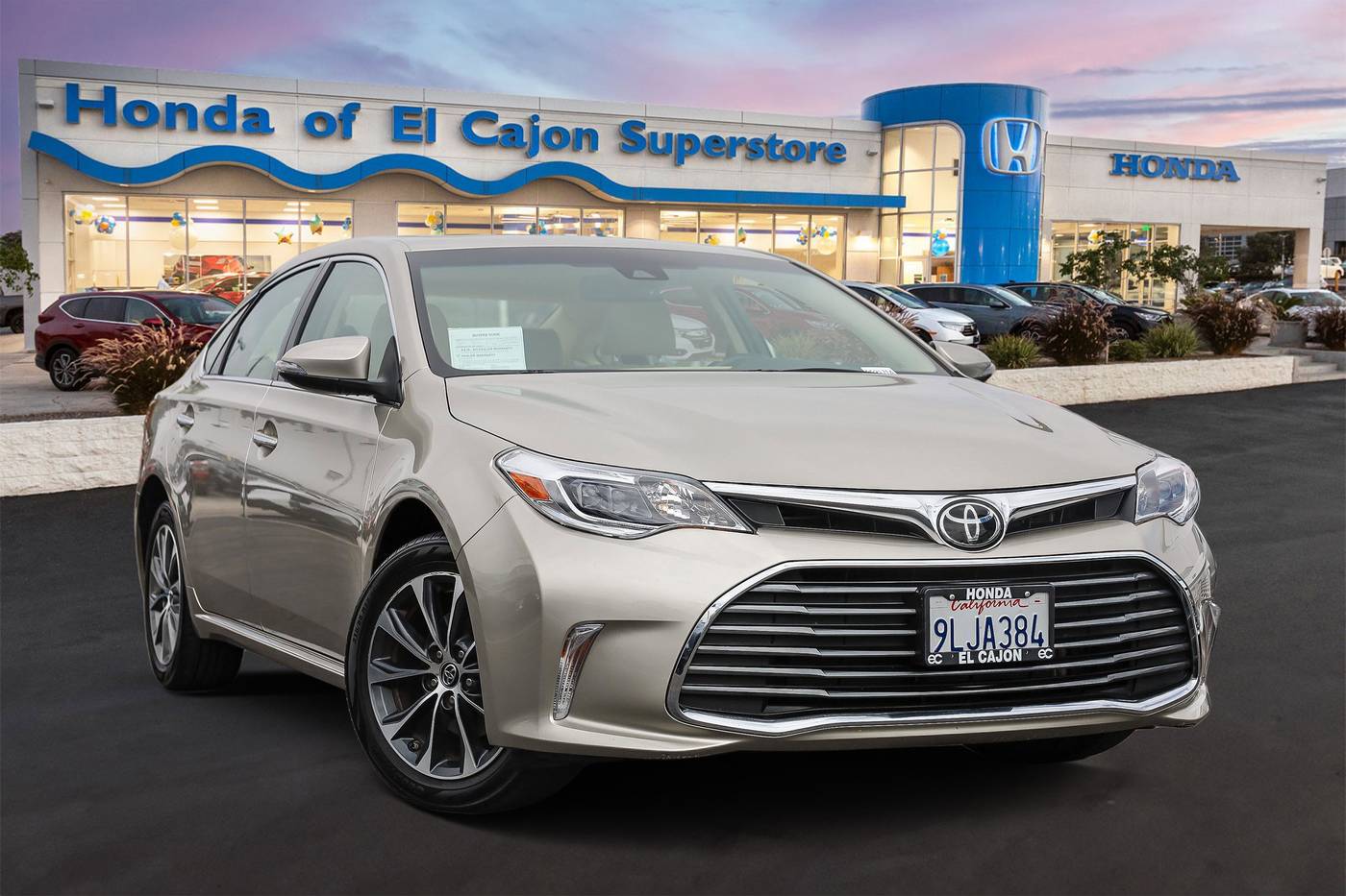 2017 Toyota Avalon XLE Plus — Sedan — 21,050 mi — El Cajon, CA