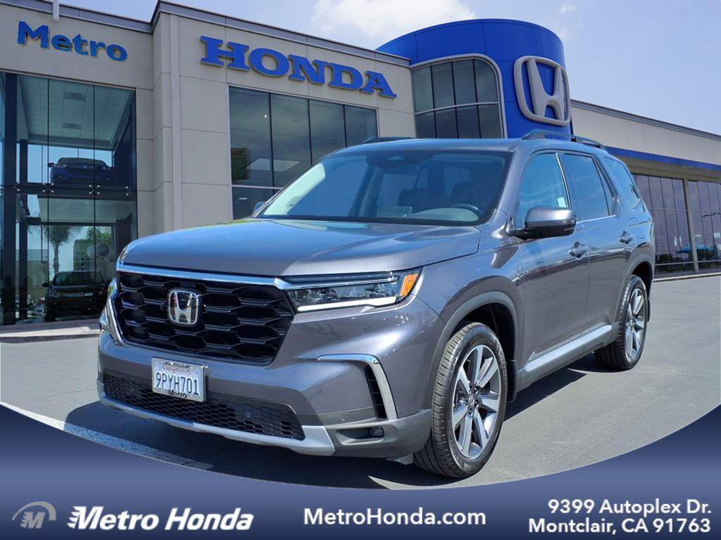 2025 Honda Pilot Touring — SUV — 7,026 mi — Montclair, CA