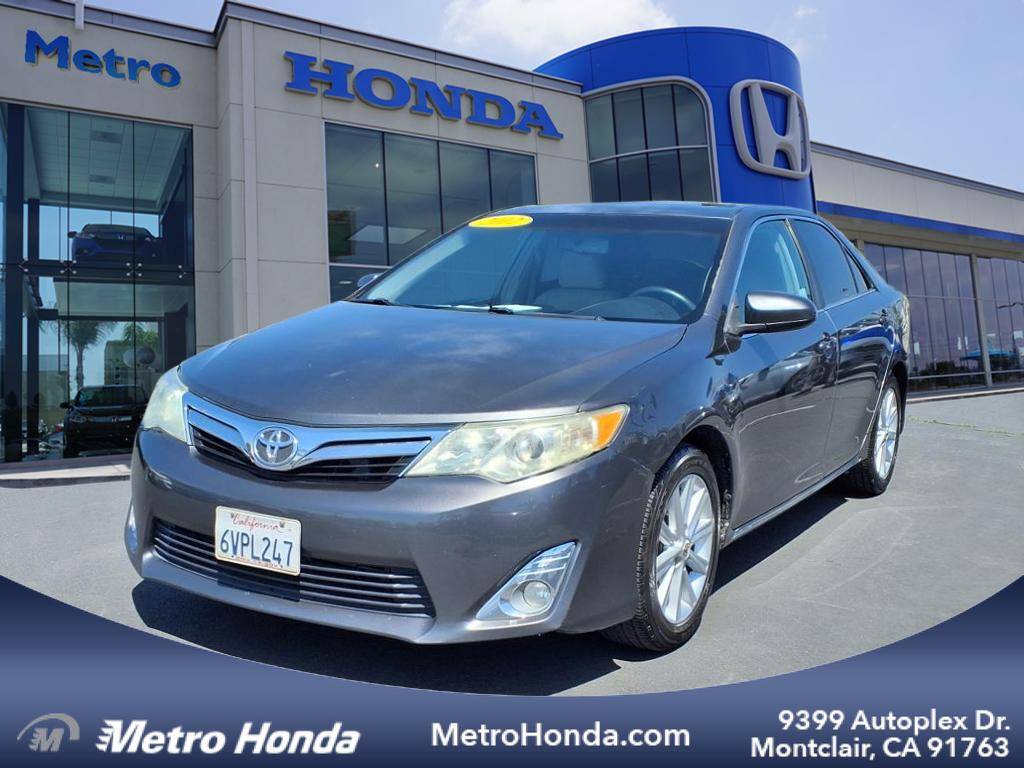 2012 Toyota Camry SE V6 — Sedan — 170,036 mi — Montclair, CA