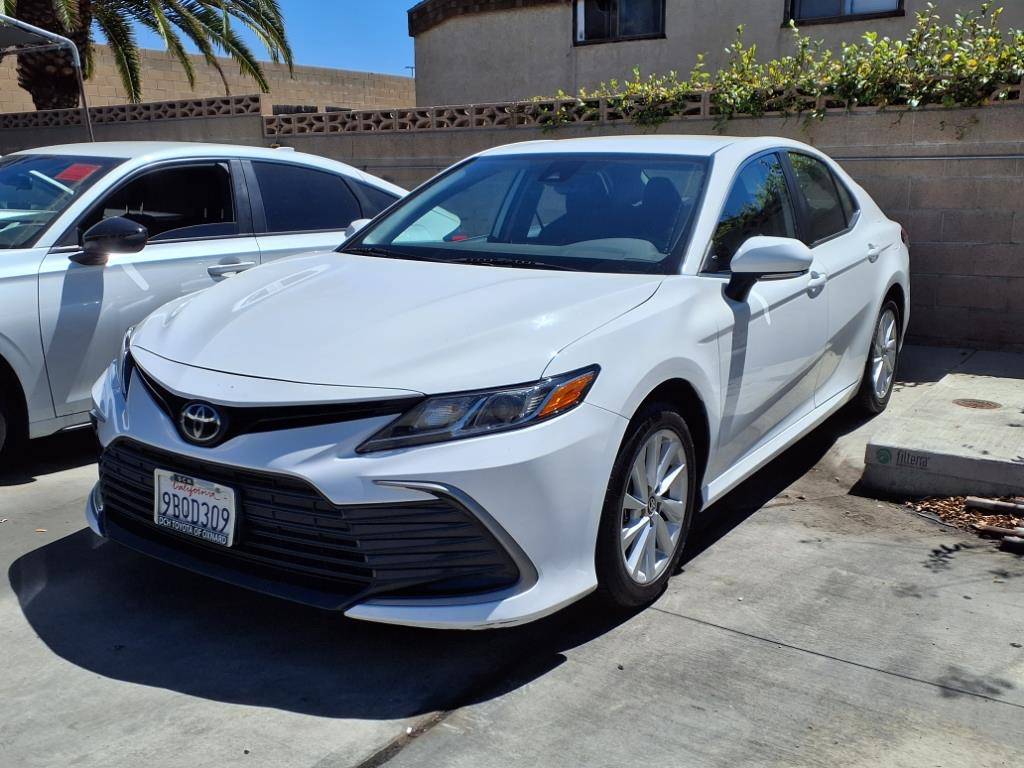 2022 Toyota Camry LE — Sedan — 35,621 mi — Montclair, CA