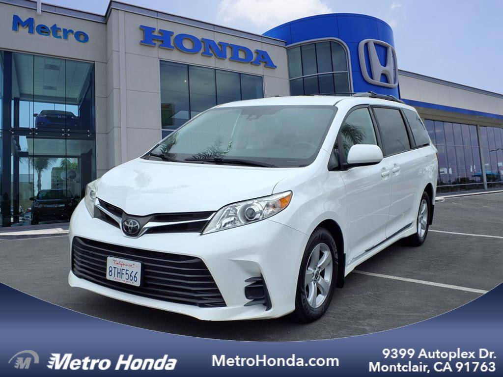 2020 Toyota Sienna LE — Minivan — 78,800 mi — Montclair, CA