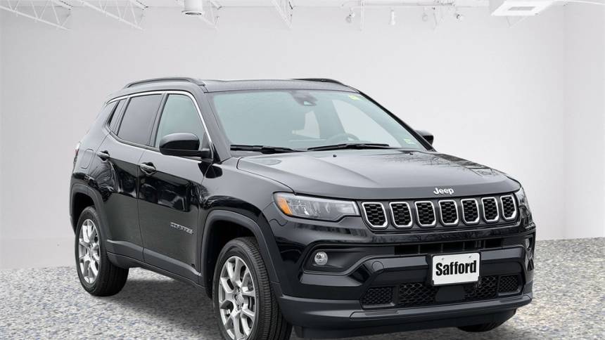 2024 Jeep Compass Latitude Lux — SUV — 7,536 mi — Winchester, VA