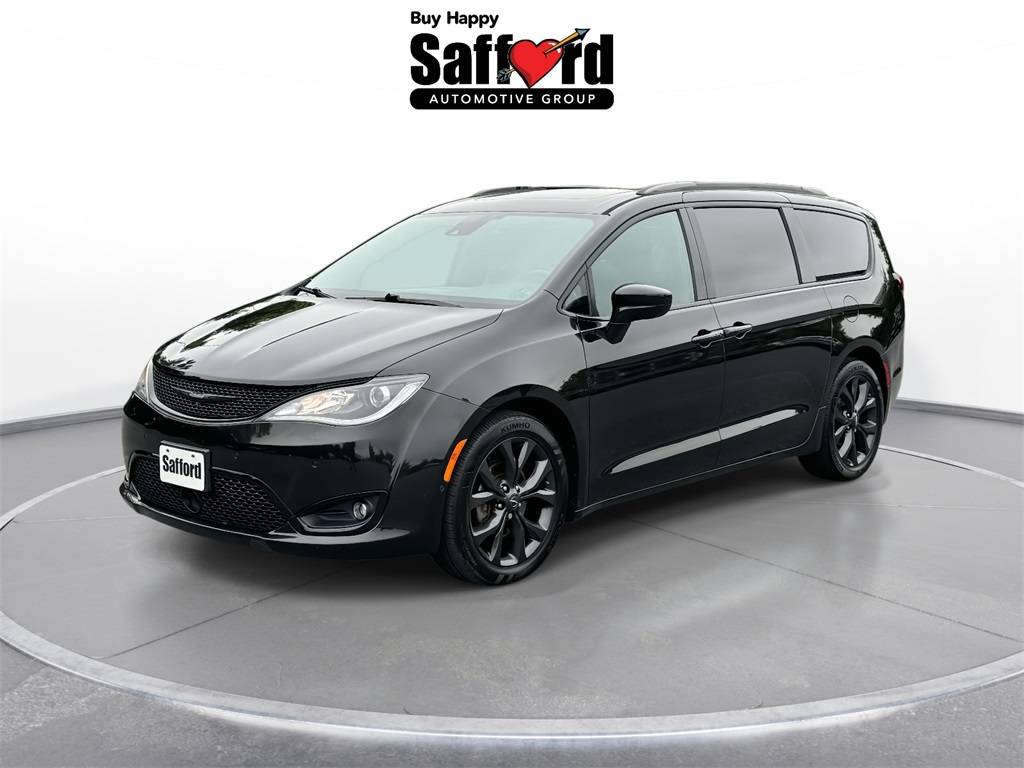 2019 Chrysler Pacifica Touring L Plus — Minivan — 88,682 mi — Winchester, VA