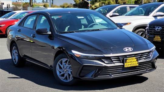 2024 Hyundai Elantra SEL — Sedan — 9,884 mi — Concord, CA