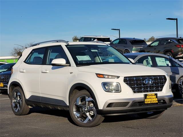 2025 Hyundai Venue SEL — SUV — 9,999 mi — Concord, CA
