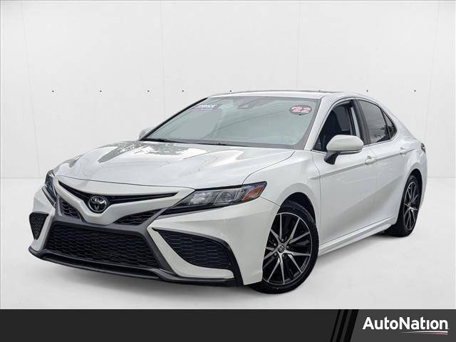 2022 Toyota Camry SE — Sedan — 111,880 mi — Miami, FL