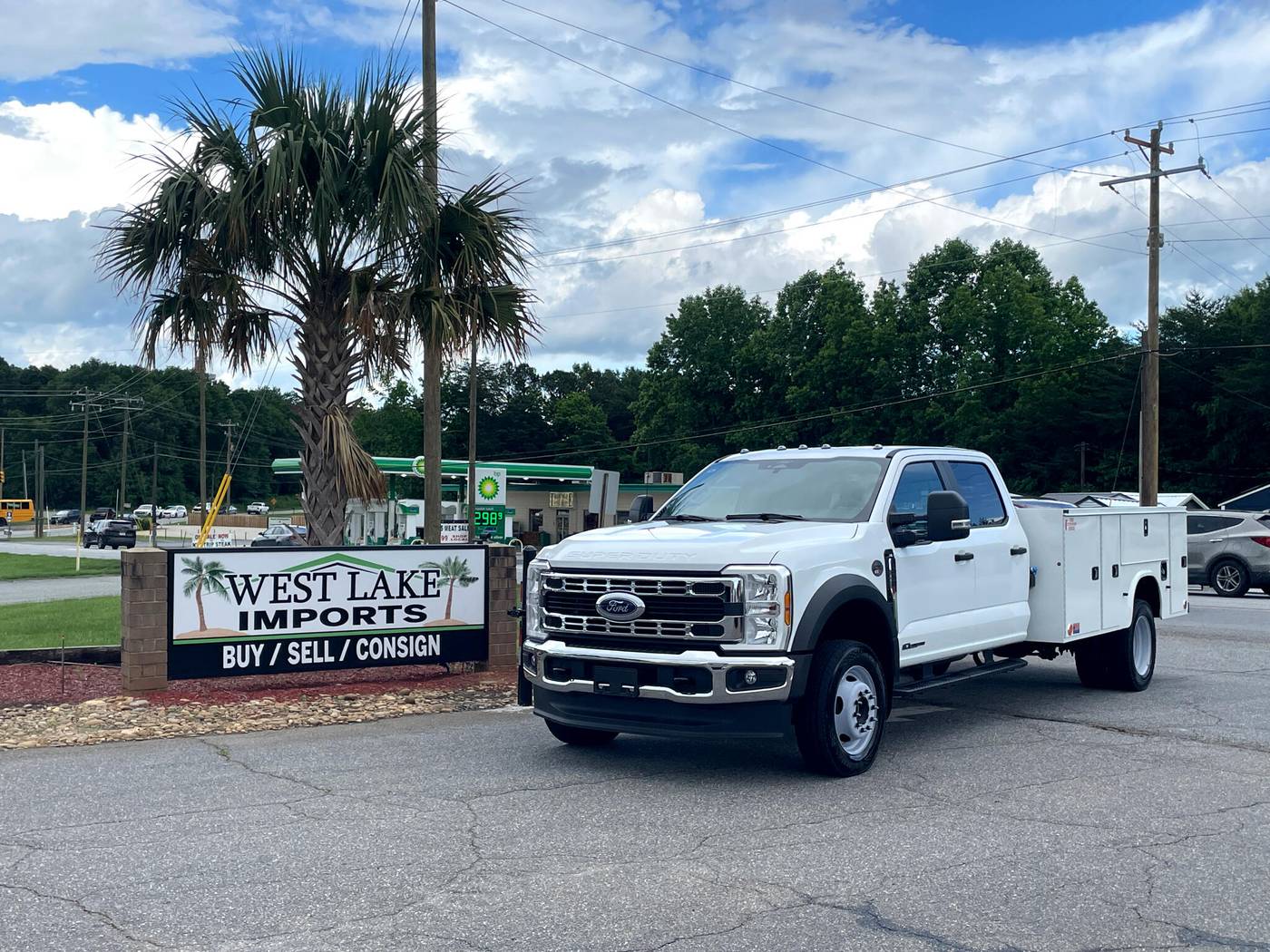 2024 Ford Super Duty F-550 Chassis Cab XL — Chassis Cab Truck — 416 mi — Denver, NC