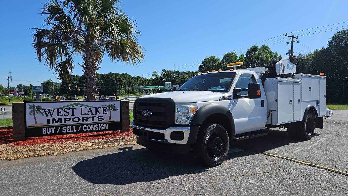 2016 Ford Super Duty F-550 Chassis Cab XL — Chassis Cab Truck — 194,577 mi — Denver, NC