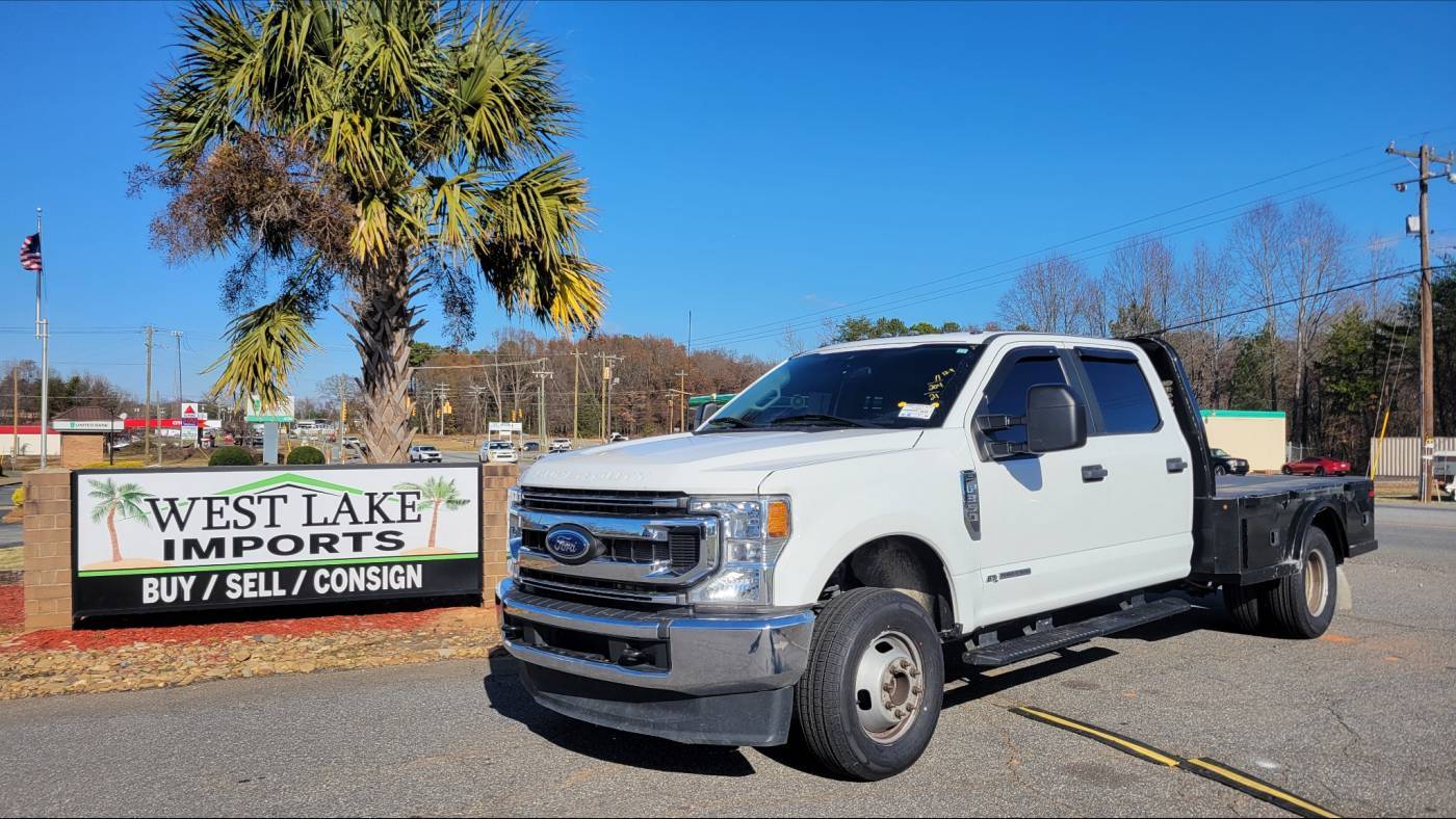 2021 Ford Super Duty F-350 Chassis Cab XL — Chassis Cab Truck — 106,936 mi — Denver, NC