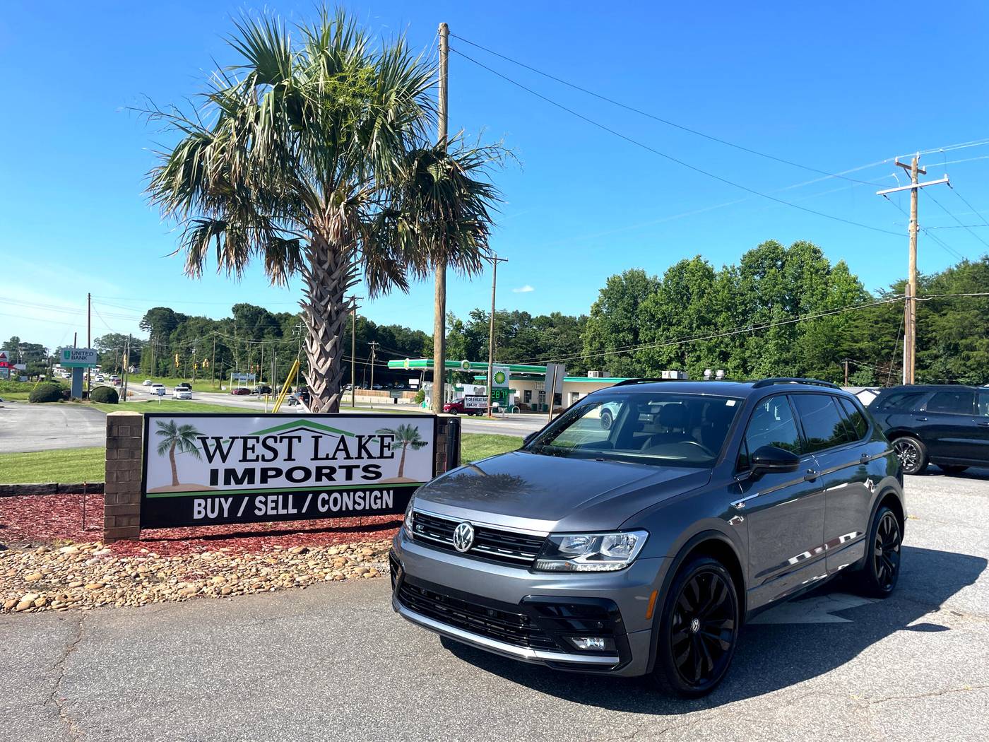2021 Volkswagen Tiguan SE R-Line Black — SUV — 47,842 mi — Denver, NC
