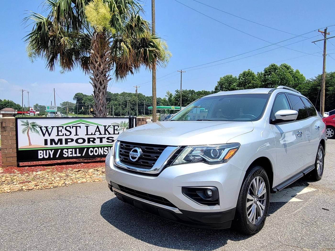 2020 Nissan Pathfinder SV — SUV — 126,671 mi — Denver, NC