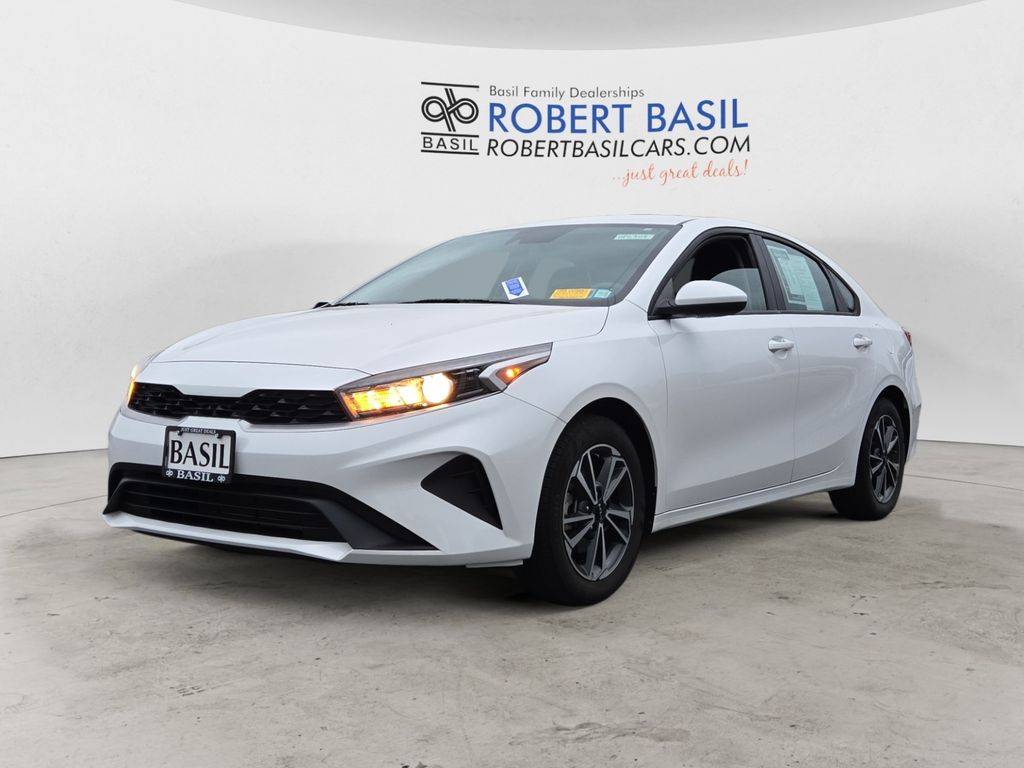 2022 Kia Forte LXS — Sedan — 8,386 mi — Orchard Park, NY