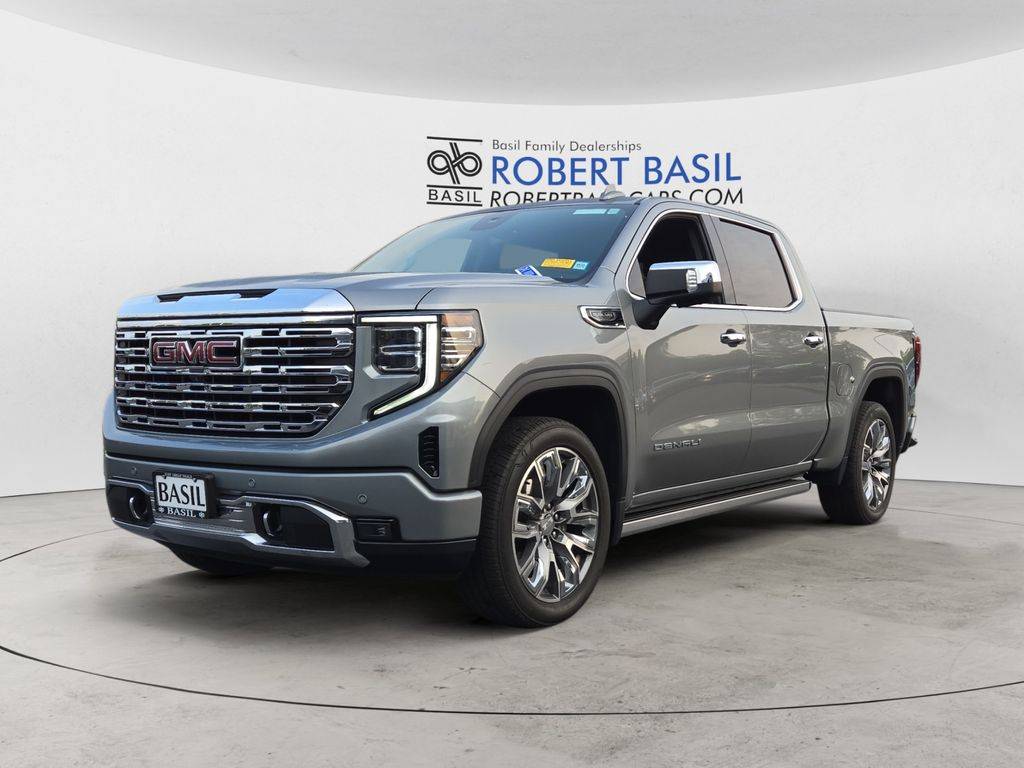 2023 GMC Sierra 1500 Denali — Pickup Truck — 28,608 mi — Orchard Park, NY