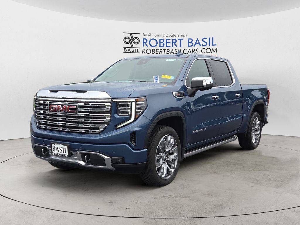 2025 GMC Sierra 1500 Denali — Pickup Truck — 10,830 mi — Orchard Park, NY