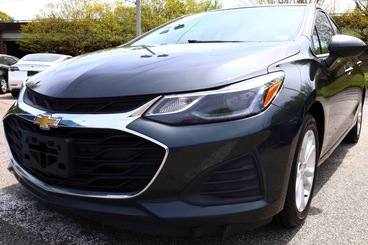 2019 Chevrolet Cruze LT — Hatchback — 121,300 mi — Virginia Beach, VA