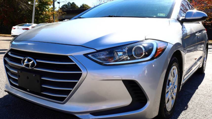 2017 Hyundai Elantra SE — Sedan — 98,510 mi — Virginia Beach, VA