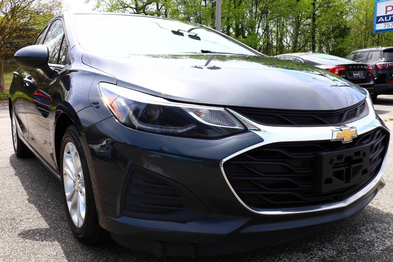 2019 Chevrolet Cruze LT — Hatchback — 121,300 mi — Virginia Beach, VA