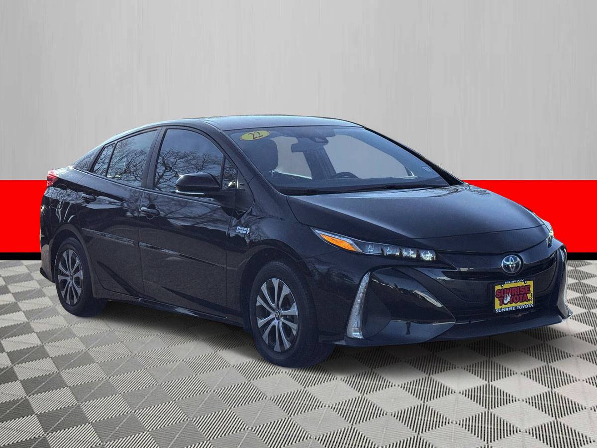 2022 Toyota Prius Prime LE — Hatchback — 23,277 mi — Oakdale, NY