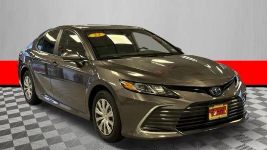 2023 Toyota Camry Hybrid LE — Sedan — 16,816 mi — Oakdale, NY